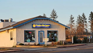 Paradise Blue Lagoon Chowder House Inside